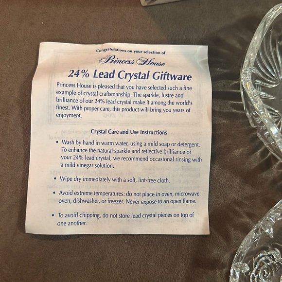 Princess House lead crystal Trinket Dish w/Lid 835 American Rose BNIB Germany - Picture 3 of 3